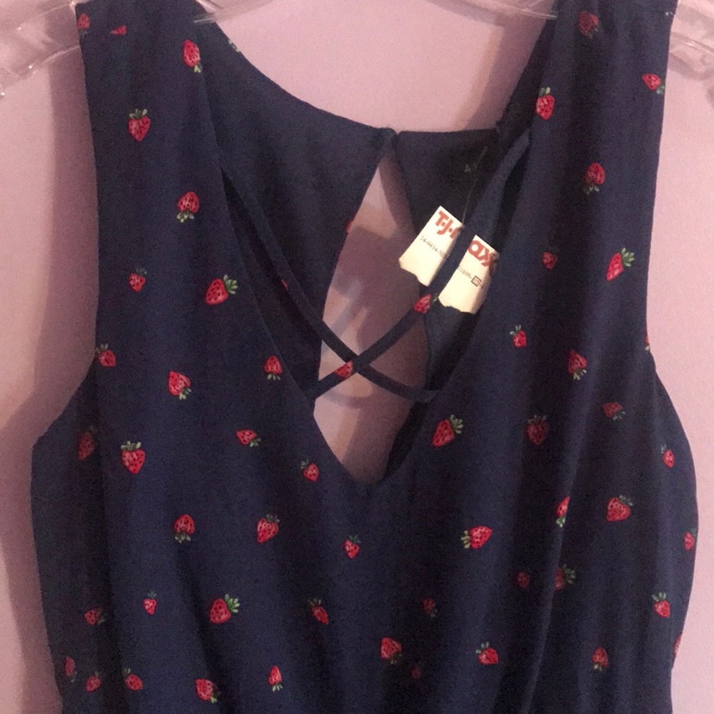 Romper - Picture 2 of 4